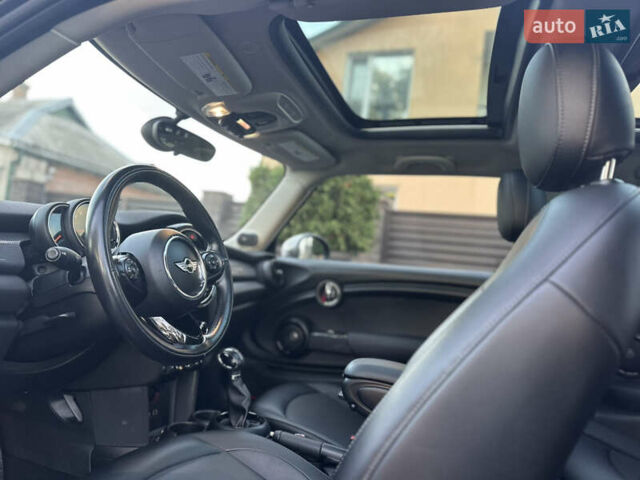 Червоний Міні Cooper, об'ємом двигуна 1.5 л та пробігом 68 тис. км за 13900 $, фото 39 на Automoto.ua