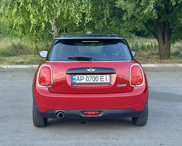Червоний Міні Cooper, об'ємом двигуна 1.5 л та пробігом 63 тис. км за 15000 $, фото 3 на Automoto.ua