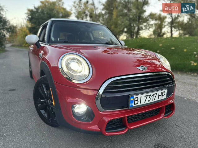 Червоний Міні Cooper, об'ємом двигуна 1.5 л та пробігом 68 тис. км за 13900 $, фото 7 на Automoto.ua
