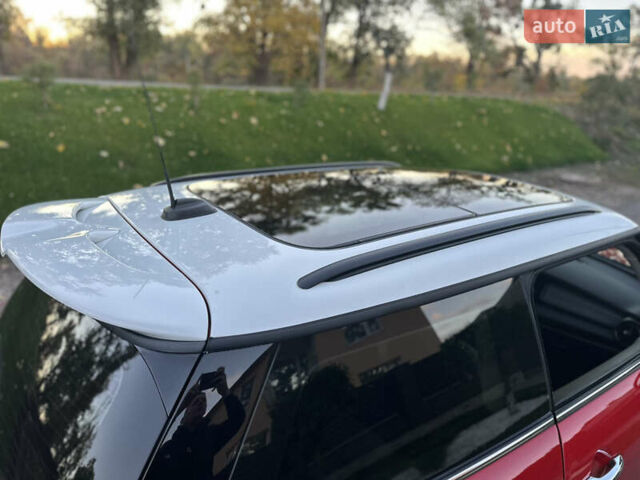 Червоний Міні Cooper, об'ємом двигуна 1.5 л та пробігом 68 тис. км за 13900 $, фото 33 на Automoto.ua