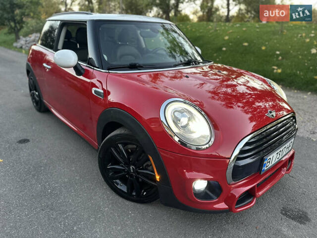 Червоний Міні Cooper, об'ємом двигуна 1.5 л та пробігом 68 тис. км за 13900 $, фото 8 на Automoto.ua