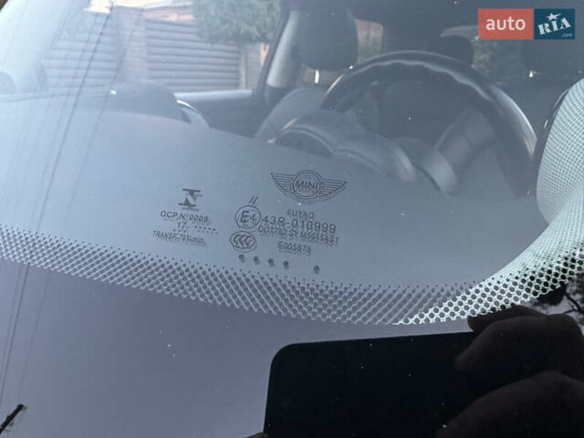 Червоний Міні Cooper, об'ємом двигуна 1.5 л та пробігом 68 тис. км за 13900 $, фото 32 на Automoto.ua