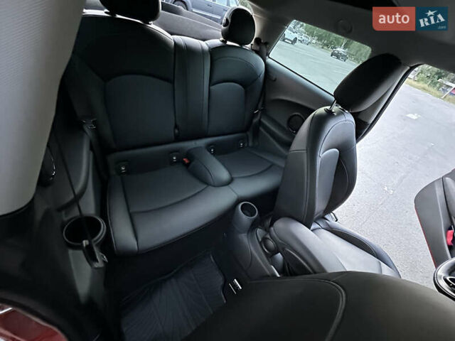 Червоний Міні Cooper, об'ємом двигуна 1.5 л та пробігом 63 тис. км за 15000 $, фото 12 на Automoto.ua