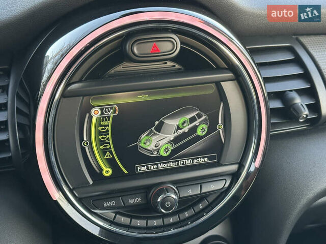 Червоний Міні Cooper, об'ємом двигуна 1.5 л та пробігом 76 тис. км за 14950 $, фото 56 на Automoto.ua