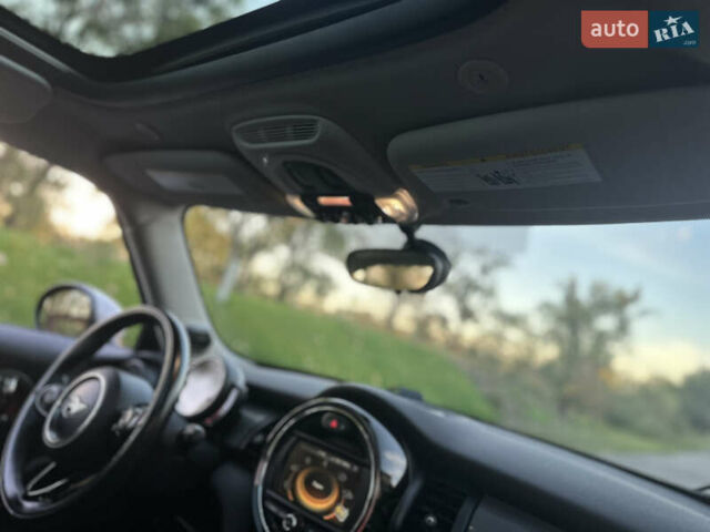 Червоний Міні Cooper, об'ємом двигуна 1.5 л та пробігом 68 тис. км за 13900 $, фото 54 на Automoto.ua