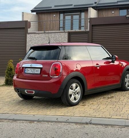 Червоний Міні Cooper, об'ємом двигуна 1.5 л та пробігом 71 тис. км за 9999 $, фото 6 на Automoto.ua