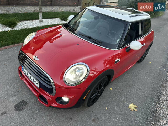 Червоний Міні Cooper, об'ємом двигуна 1.5 л та пробігом 68 тис. км за 13900 $, фото 1 на Automoto.ua