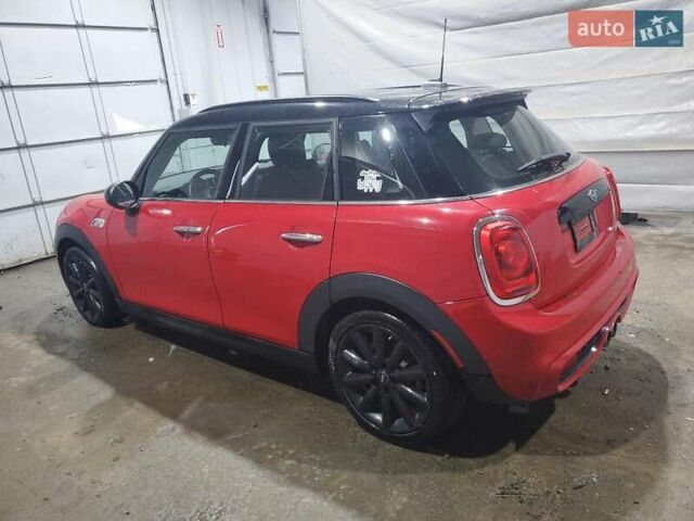Червоний Міні Cooper, об'ємом двигуна 2 л та пробігом 50 тис. км за 2100 $, фото 1 на Automoto.ua