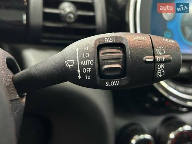 Червоний Міні Cooper, об'ємом двигуна 2 л та пробігом 105 тис. км за 17990 $, фото 39 на Automoto.ua