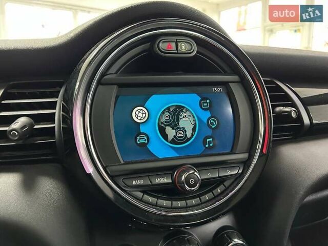 Червоний Міні Cooper, об'ємом двигуна 2 л та пробігом 105 тис. км за 17990 $, фото 29 на Automoto.ua