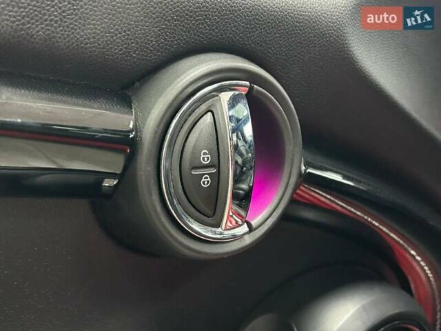 Червоний Міні Cooper, об'ємом двигуна 2 л та пробігом 105 тис. км за 17990 $, фото 18 на Automoto.ua