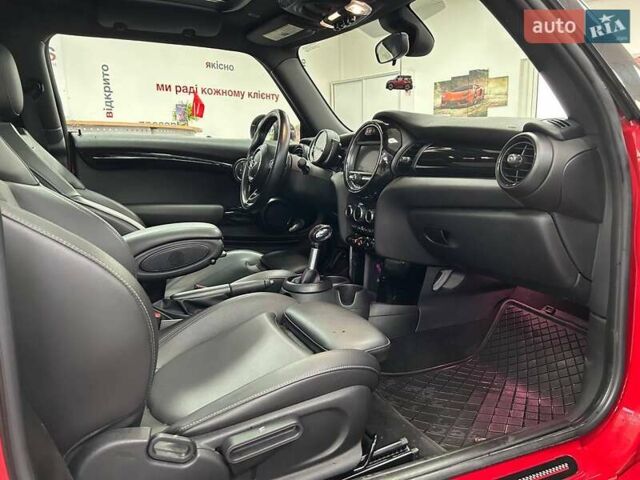 Червоний Міні Cooper, об'ємом двигуна 2 л та пробігом 105 тис. км за 17990 $, фото 23 на Automoto.ua