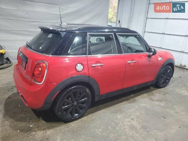 Червоний Міні Cooper, об'ємом двигуна 2 л та пробігом 50 тис. км за 2100 $, фото 2 на Automoto.ua