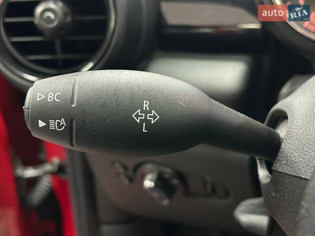 Червоний Міні Cooper, об'ємом двигуна 2 л та пробігом 105 тис. км за 17990 $, фото 38 на Automoto.ua