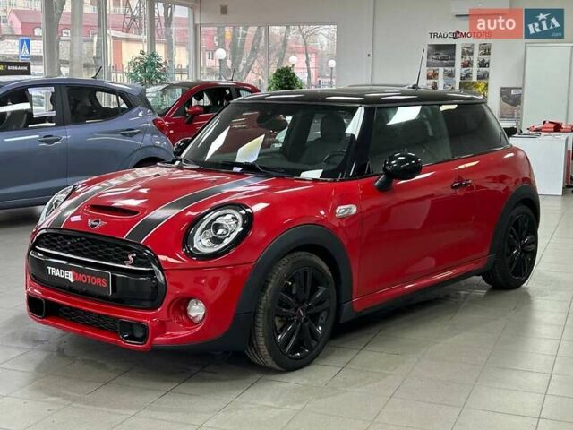 Червоний Міні Cooper, об'ємом двигуна 2 л та пробігом 105 тис. км за 17990 $, фото 5 на Automoto.ua