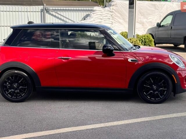 Червоний Міні Cooper, об'ємом двигуна 1.5 л та пробігом 38 тис. км за 13700 $, фото 3 на Automoto.ua