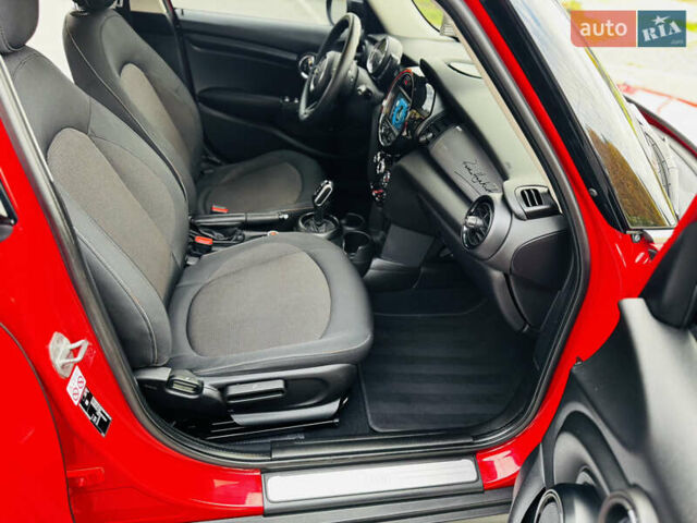 Червоний Міні Cooper, об'ємом двигуна 1.5 л та пробігом 206 тис. км за 17500 $, фото 36 на Automoto.ua