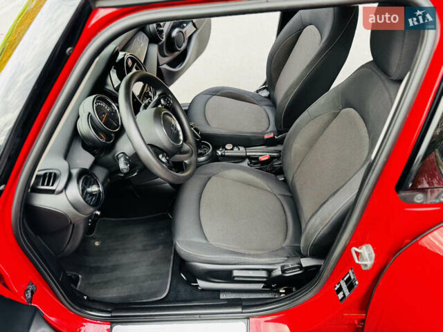 Червоний Міні Cooper, об'ємом двигуна 1.5 л та пробігом 206 тис. км за 17500 $, фото 42 на Automoto.ua