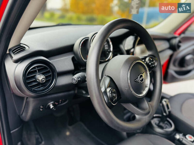 Червоний Міні Cooper, об'ємом двигуна 1.5 л та пробігом 206 тис. км за 17500 $, фото 41 на Automoto.ua