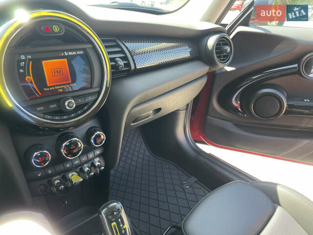 Червоний Міні Cooper, об'ємом двигуна 0 л та пробігом 38 тис. км за 16800 $, фото 9 на Automoto.ua