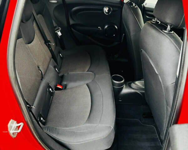 Червоний Міні Cooper, об'ємом двигуна 1.5 л та пробігом 206 тис. км за 17500 $, фото 26 на Automoto.ua