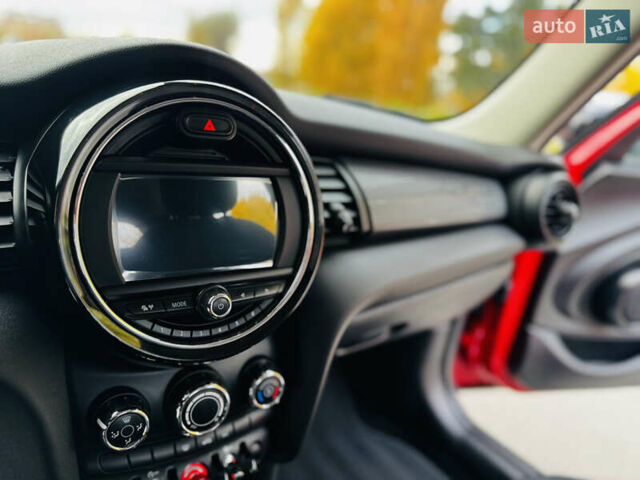 Червоний Міні Cooper, об'ємом двигуна 1.5 л та пробігом 206 тис. км за 17500 $, фото 46 на Automoto.ua