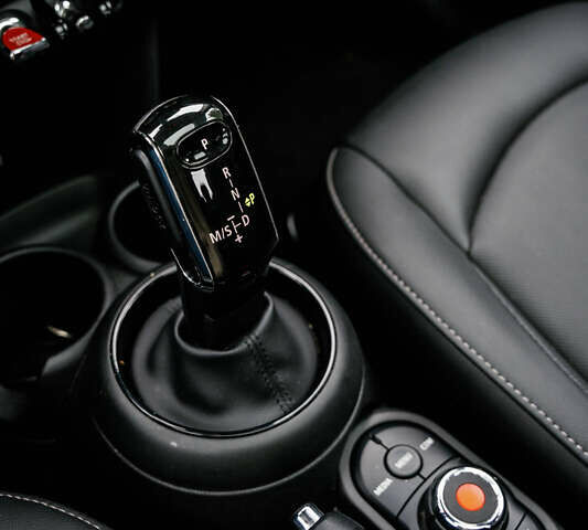 Червоний Міні Cooper, об'ємом двигуна 1.5 л та пробігом 45 тис. км за 17800 $, фото 32 на Automoto.ua