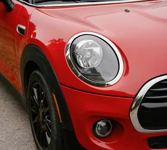 Червоний Міні Cooper, об'ємом двигуна 1.5 л та пробігом 45 тис. км за 17800 $, фото 6 на Automoto.ua