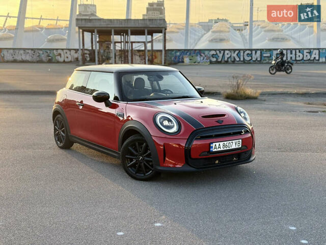 Червоний Міні Cooper, об'ємом двигуна 0 л та пробігом 39 тис. км за 17500 $, фото 1 на Automoto.ua