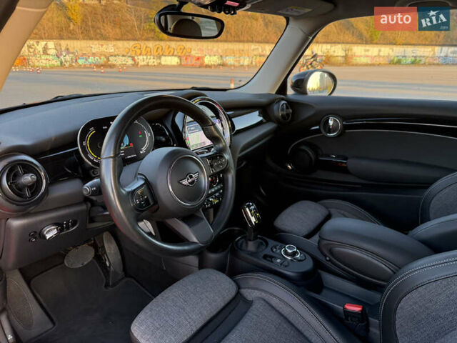 Червоний Міні Cooper, об'ємом двигуна 0 л та пробігом 39 тис. км за 17500 $, фото 15 на Automoto.ua