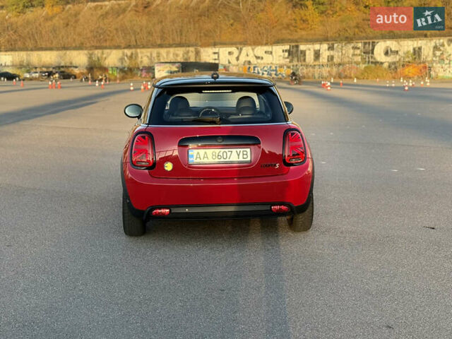 Червоний Міні Cooper, об'ємом двигуна 0 л та пробігом 39 тис. км за 17500 $, фото 10 на Automoto.ua