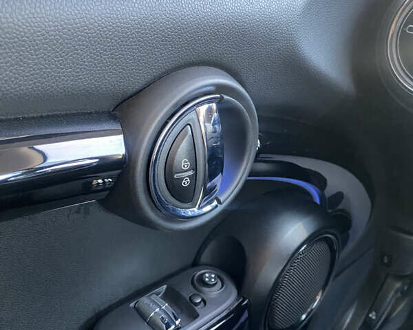 Красный Мини Купер, объемом двигателя 0 л и пробегом 14 тыс. км за 15900 $, фото 24 на Automoto.ua