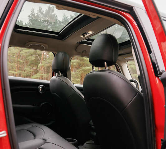 Червоний Міні Cooper, об'ємом двигуна 1.5 л та пробігом 45 тис. км за 17800 $, фото 20 на Automoto.ua