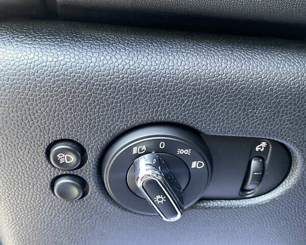 Красный Мини Купер, объемом двигателя 0 л и пробегом 14 тыс. км за 15700 $, фото 15 на Automoto.ua