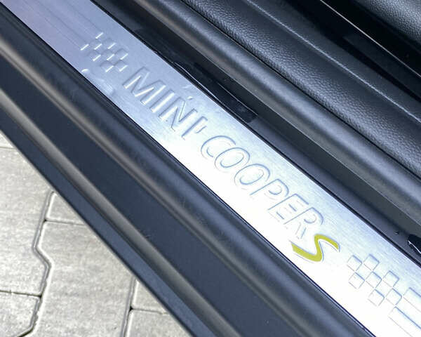 Красный Мини Купер, объемом двигателя 0 л и пробегом 14 тыс. км за 15900 $, фото 39 на Automoto.ua