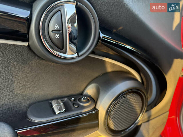 Червоний Міні Cooper, об'ємом двигуна 0 л та пробігом 39 тис. км за 17500 $, фото 17 на Automoto.ua