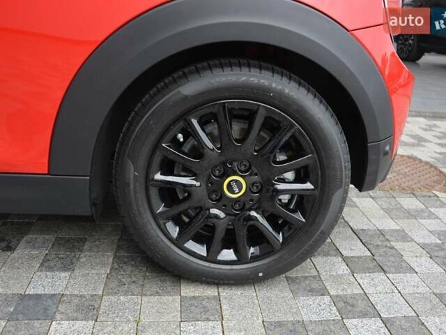 Міні Cooper 2023 у Києві на Automoto.ua Червоний Міні Cooper, об'ємом двигуна 0 л та пробігом 11 тис. км за 20631 $, фото 9 на Automoto.ua