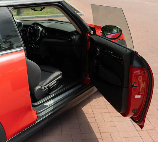 Красный Мини Купер, объемом двигателя 2 л и пробегом 6 тыс. км за 26000 $, фото 27 на Automoto.ua