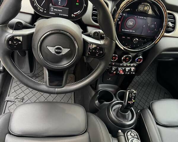 Красный Мини Купер, объемом двигателя 2 л и пробегом 8 тыс. км за 26900 $, фото 29 на Automoto.ua