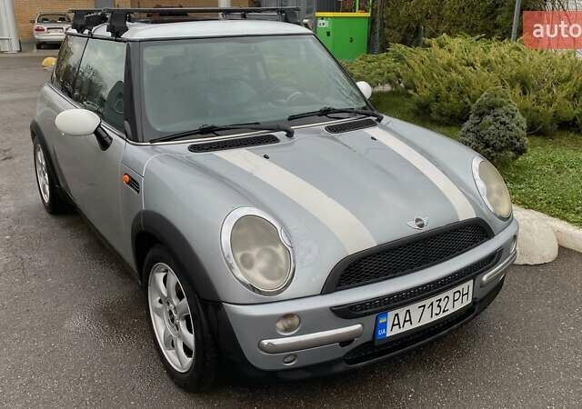 Мини Купер, объемом двигателя 1.6 л и пробегом 298 тыс. км за 3500 $, фото 1 на Automoto.ua