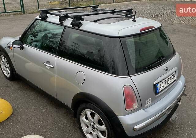 Мини Купер, объемом двигателя 1.6 л и пробегом 298 тыс. км за 3500 $, фото 6 на Automoto.ua