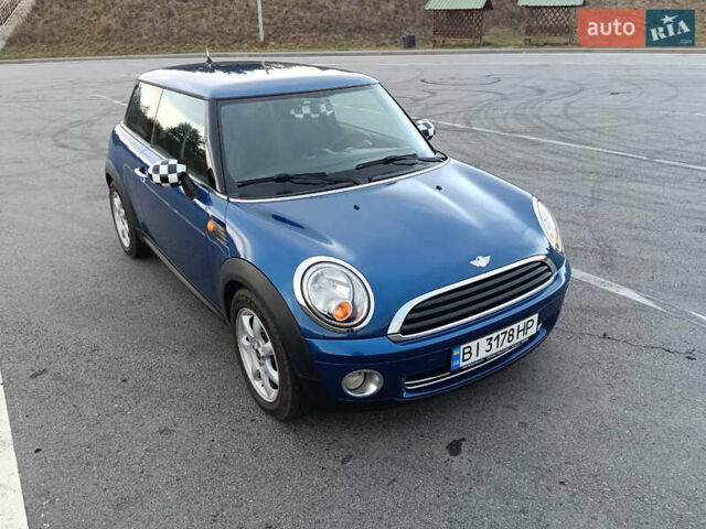 Мини Купер, объемом двигателя 1.4 л и пробегом 170 тыс. км за 7000 $, фото 1 на Automoto.ua