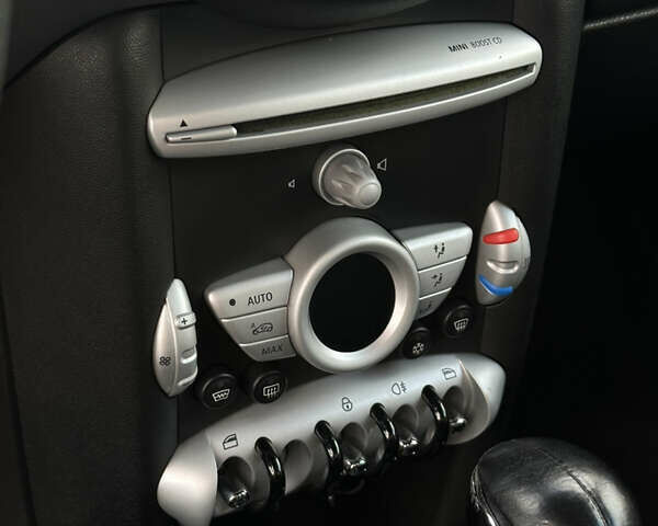 Міні Cooper, об'ємом двигуна 1.6 л та пробігом 111 тис. км за 8500 $, фото 19 на Automoto.ua