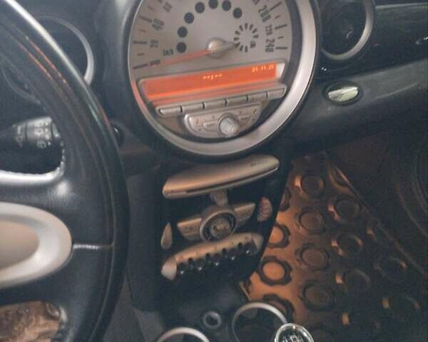 Мини Купер, объемом двигателя 1.4 л и пробегом 249 тыс. км за 5500 $, фото 6 на Automoto.ua