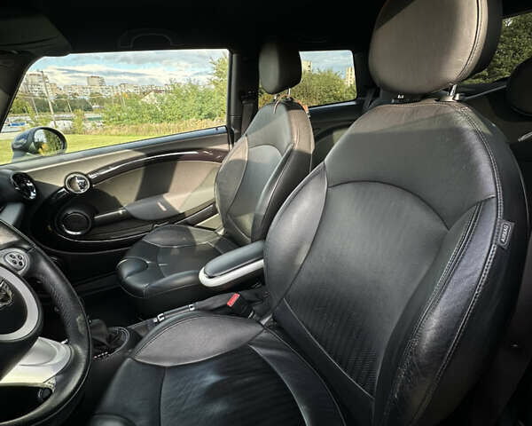 Міні Cooper, об'ємом двигуна 1.6 л та пробігом 111 тис. км за 8500 $, фото 14 на Automoto.ua