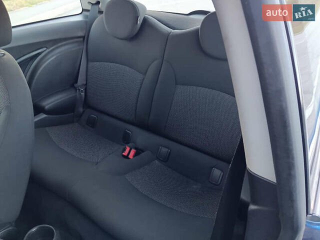 Мини Купер, объемом двигателя 1.4 л и пробегом 170 тыс. км за 7000 $, фото 11 на Automoto.ua