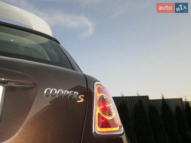 Міні Cooper, об'ємом двигуна 1.6 л та пробігом 105 тис. км за 11800 $, фото 2 на Automoto.ua
