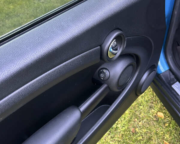 Мини Купер, объемом двигателя 1.6 л и пробегом 187 тыс. км за 7300 $, фото 12 на Automoto.ua