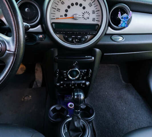 Мини Купер, объемом двигателя 1.6 л и пробегом 187 тыс. км за 7300 $, фото 22 на Automoto.ua