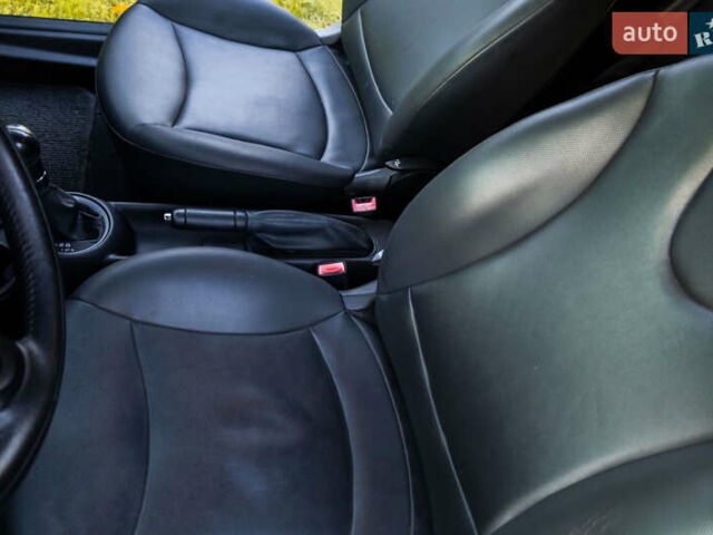 Мини Купер, объемом двигателя 1.6 л и пробегом 187 тыс. км за 7300 $, фото 21 на Automoto.ua